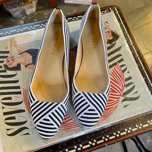 TALBOTS Black & White Striped Pointed Toe Flats Size 8
